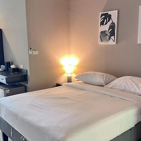 Green Residence Hotel Bang Rak Beach  Esterno foto